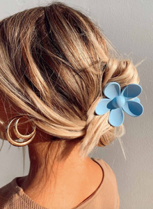 Hair Accessory Trends for Spring