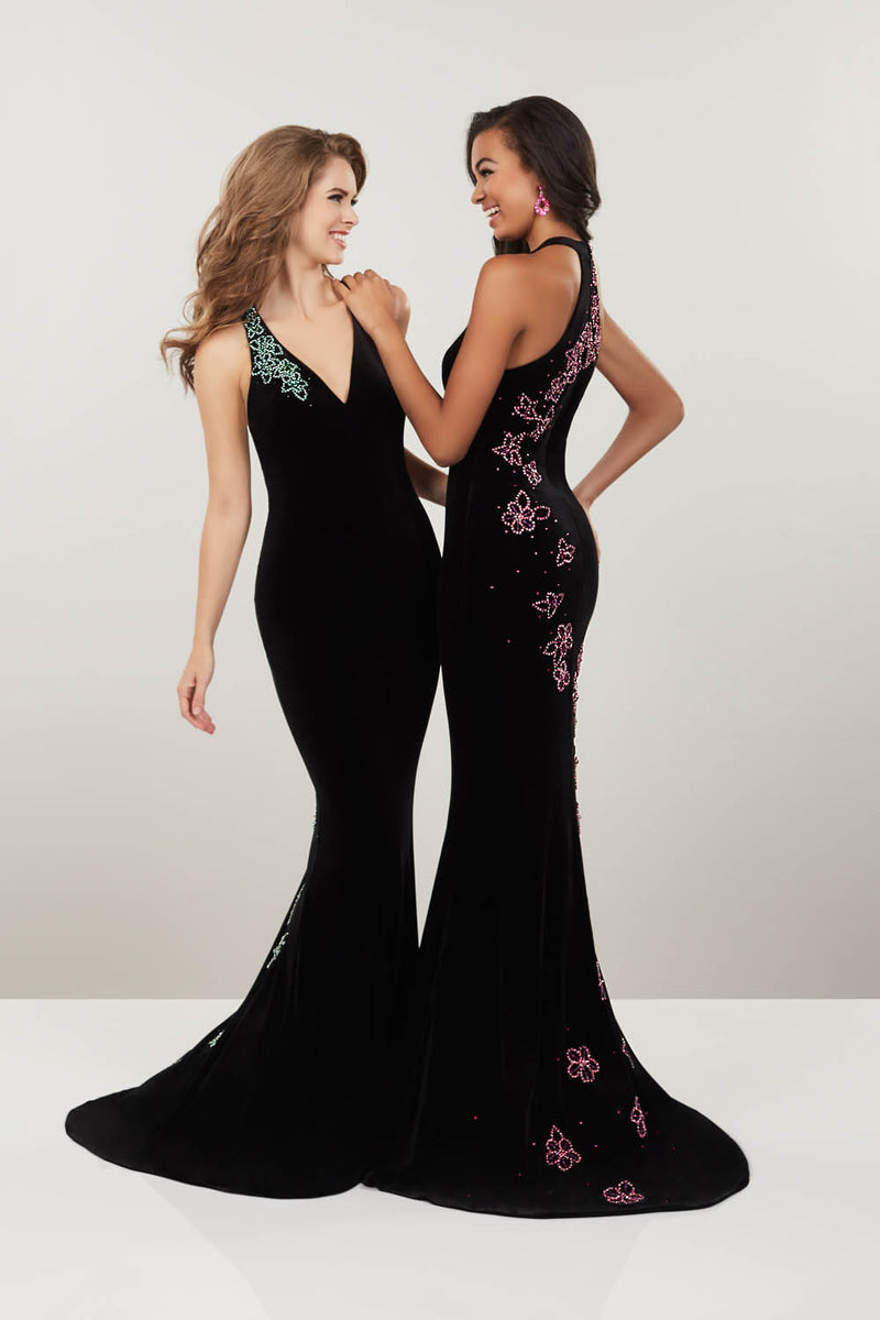 Panoply's Gorgeous Velvet Gowns – InternationalProm.com