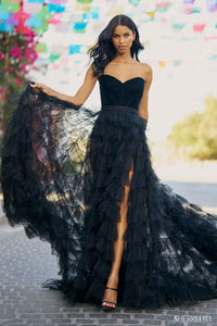 Sherri Hill 55942 formal dress images.  Sherri Hill 55942 is available in these colors: Black.