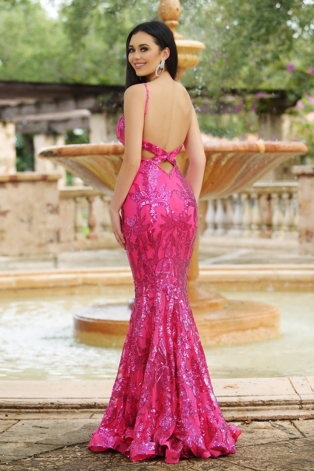 Ava Presley 38817 prom dress images. Style 38817 by Ava Presley is available in these colors: Hot Pink, Purple.