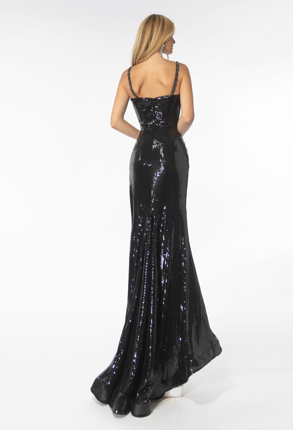 Ava Presley 39261 prom dresses images. Style 39261 by Ava Presley is available in these colors: Black, Iridescent Pink.