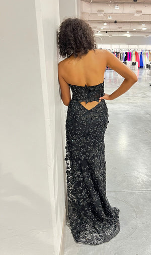 Jasz Couture 7442 prom dress images.  Jasz Couture 7442 is available in these colors: Sky Blue, Black, White.