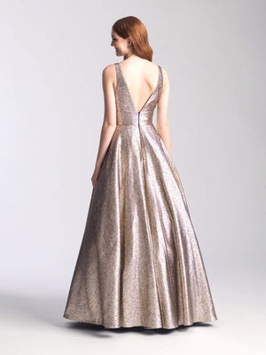 madison james gold dress Madison James Gold Prom Gown size 3/4